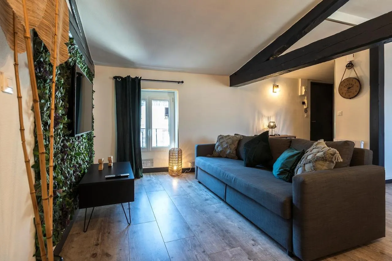 Le 23 Centre-Ville Clermont-Ferrand 0*,  France